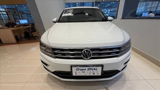 VOLKSWAGEN TIGUAN 1.4 250 TSI TOTAL FLEX ALLSPACE TIPTRONIC VOLKSWAGEN TIGUAN 1.4 250 TSI TOTAL FLEX ALLSPACE TIPTRONIC